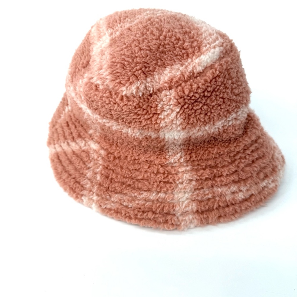 Koolaburra Pink and White Fuzzy Checkered Bucket Hat